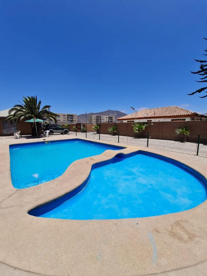 Cabanas Con Piscina Donde Thomas La Serena Bagian luar foto